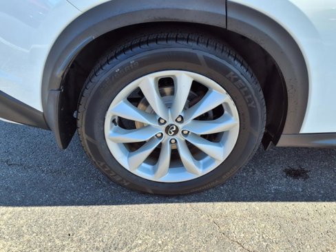 Used 2019 INFINITI QX50 Essential w/ Premium Heat Package image 37