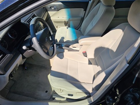 Used 2009 Ford Fusion SE image 16