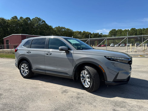 Used 2023 Honda CR-V LX image 9