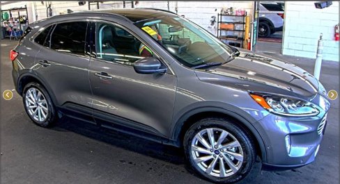 Certified 2022 Ford Escape Titanium w/ Titanium Elite Package image 3