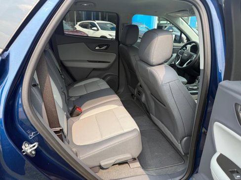 Used 2022 Chevrolet Blazer LT image 9