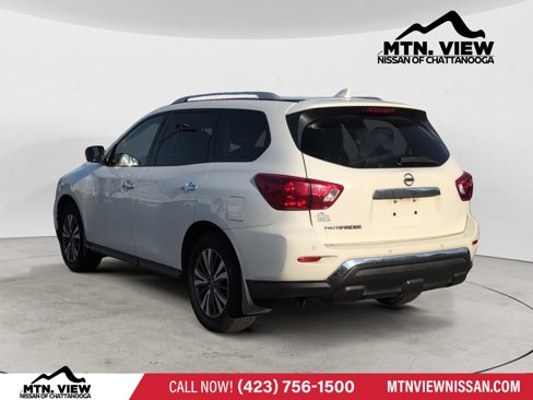 Used 2019 Nissan Pathfinder S image 4