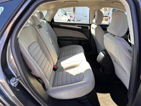 Used 2019 Ford Fusion S image 30