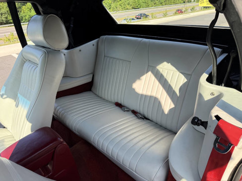 Used 1988 Ford Mustang GT image 21