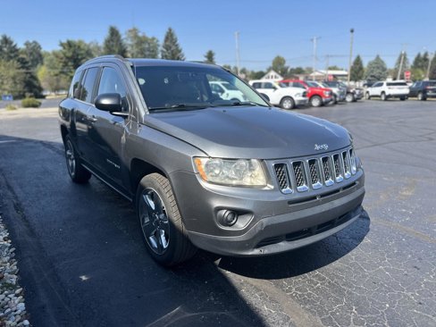 Used 2012 Jeep Compass Limited w/ Sun/Sound Group image 3