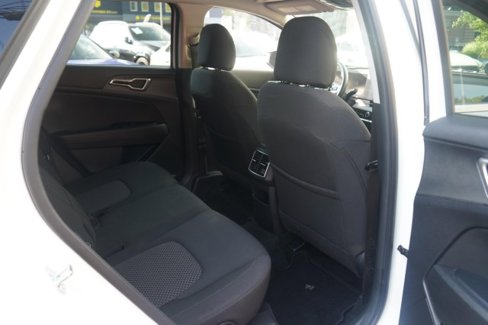 Used 2024 Kia Sportage LX image 36