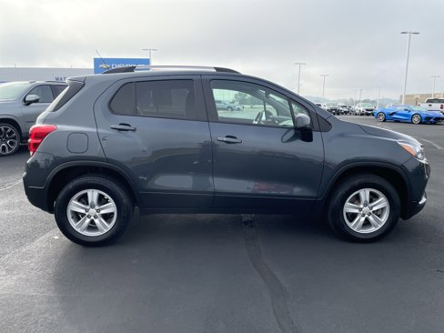 Used 2021 Chevrolet Trax LT w/ Driver Confidence Package image 6