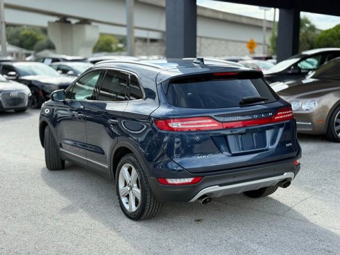 Used 2017 Lincoln MKC Premiere image 4