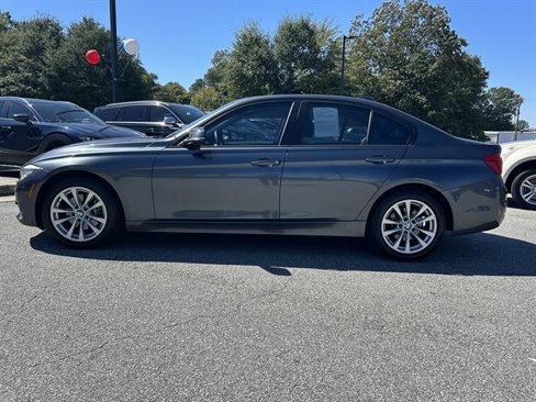 Used 2016 BMW 320i Sedan image 4