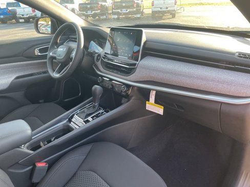 New 2025 Jeep Compass Sport image 11