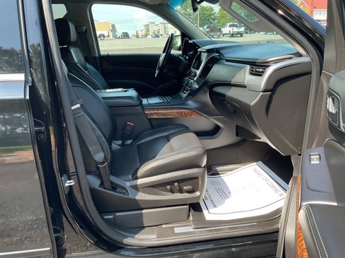 Used 2016 Chevrolet Suburban LTZ image 59