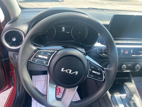 Used 2024 Kia Forte LXS image 21