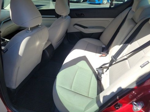 Used 2023 Nissan Altima 2.5 SV image 18