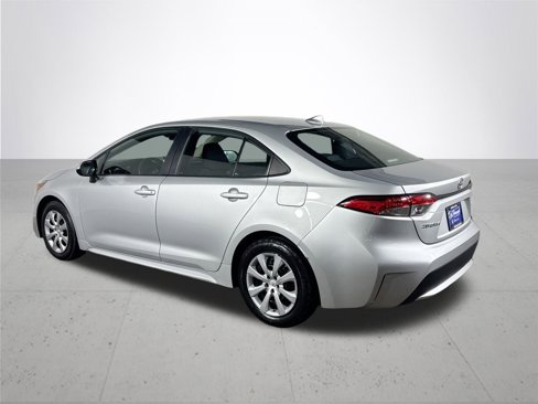 Used 2020 Toyota Corolla LE image 8