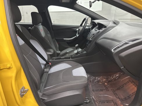 Used 2017 Ford Focus ST image 22