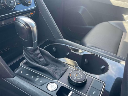 Used 2019 Volkswagen Atlas SEL R-Line image 30