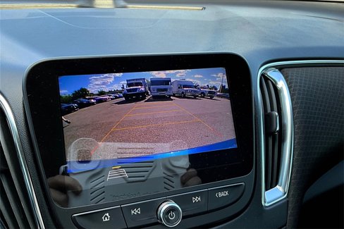 Used 2019 Chevrolet Malibu LT image 21