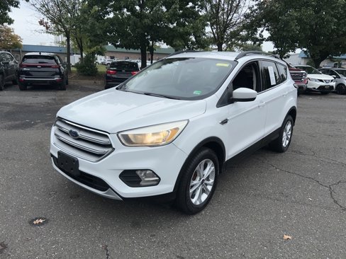 Used 2018 Ford Escape SE image 3