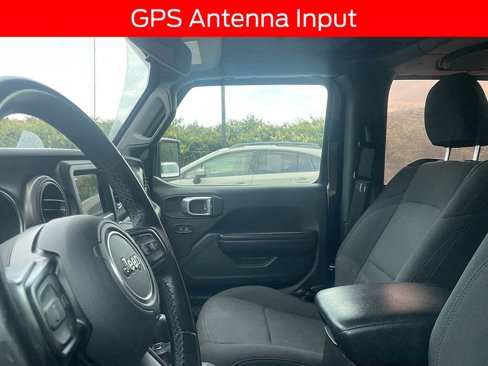 Used 2020 Jeep Wrangler Sport image 9