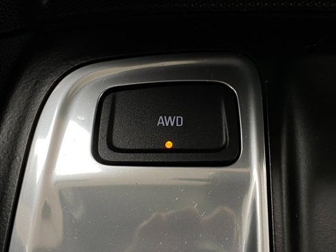 Used 2018 Chevrolet Equinox Premier image 29
