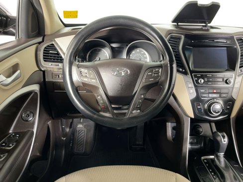 Used 2017 Hyundai Santa Fe Sport image 3