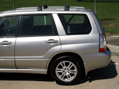 Used 2006 Subaru Forester 2.5XT Limited image 8