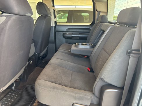 Used 2007 Chevrolet Silverado 3500 LT w/ EZ-Lift Tailgate Package image 7