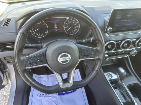 Used 2023 Nissan Sentra SV image 13