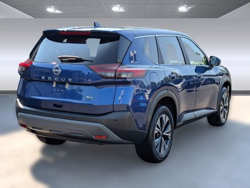 Used 2023 Nissan Rogue SV image 9