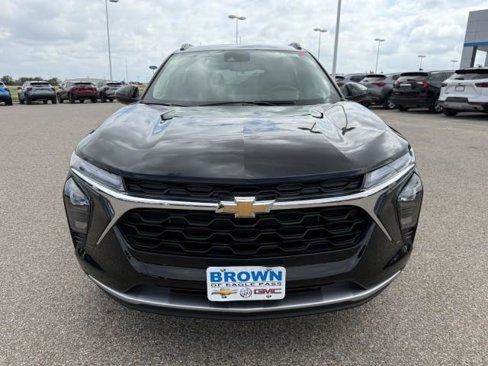 New 2025 Chevrolet Trax LT image 4