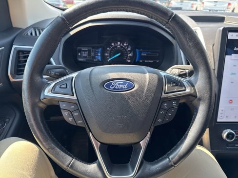 Certified 2022 Ford Edge SEL w/ Convenience Package image 13