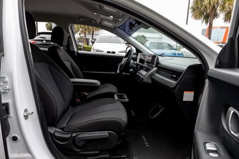 Used 2022 Hyundai Ioniq 5 SE image 34