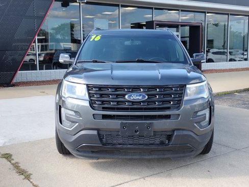 Used 2016 Ford Explorer Sport image 14