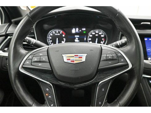 Used 2022 Cadillac XT5 Premium Luxury image 12