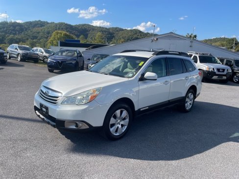 Used 2010 Subaru Outback 2.5i Premium image 4