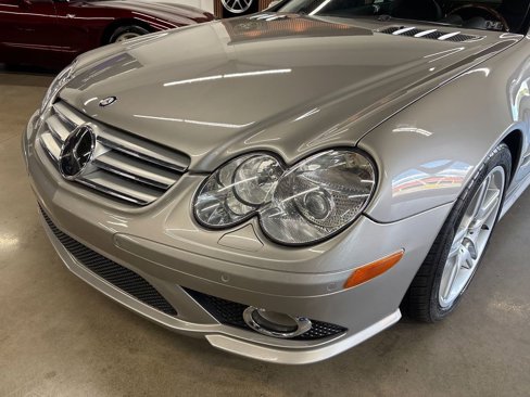 Used 2007 Mercedes-Benz SL 550 w/ Premium Pkg II image 19