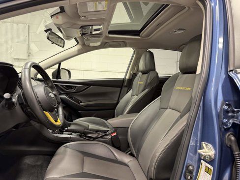 Used 2021 Subaru Crosstrek 2.5i Sport w/ Moonroof Package image 16