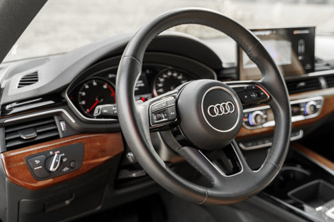 Used 2022 Audi A5 2.0T Premium image 9