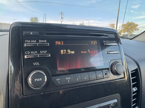 Used 2014 Nissan Titan SV w/ SV Value Truck Package image 25