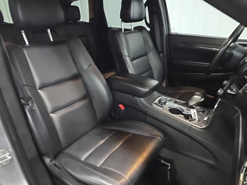 Used 2021 Jeep Grand Cherokee Limited image 15
