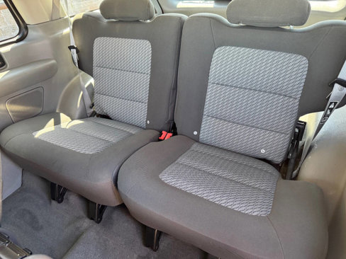 Used 2003 Ford Explorer image 14