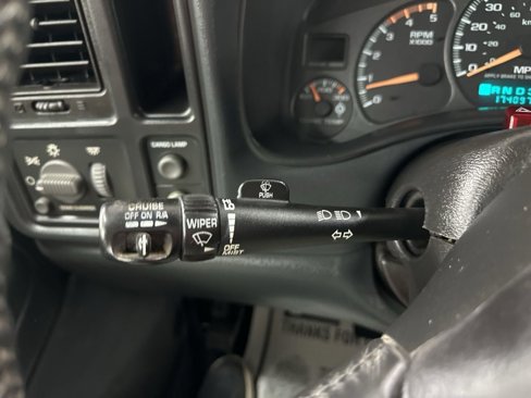 Used 2001 Chevrolet Silverado 3500 LT image 32