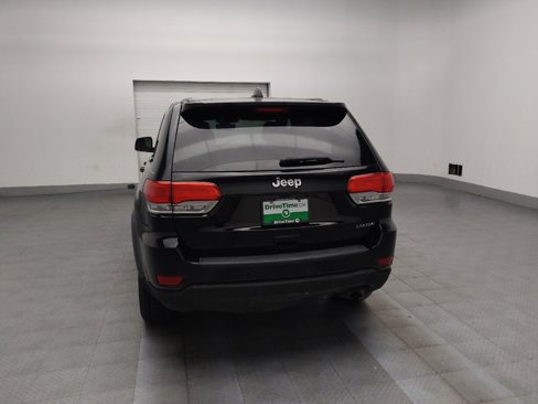 Used 2017 Jeep Grand Cherokee Laredo image 6