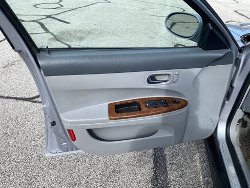 Used 2006 Buick LaCrosse CX image 14