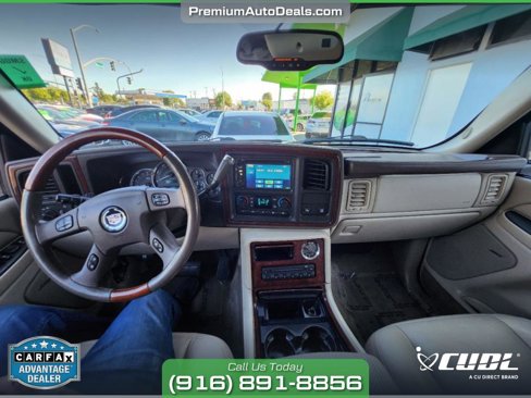Used 2005 Cadillac Escalade AWD image 14