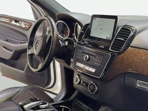 Used 2017 Mercedes-Benz GLE 350 image 37