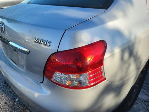 Used 2012 Toyota Yaris Sedan image 10
