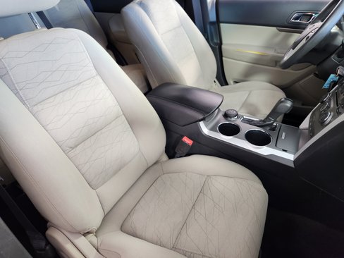 Used 2014 Ford Explorer 4WD image 16