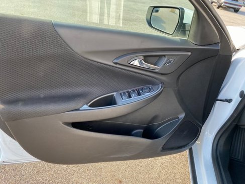 Used 2024 Chevrolet Malibu LT image 15