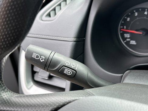 Certified 2024 GMC Terrain SLE image 19